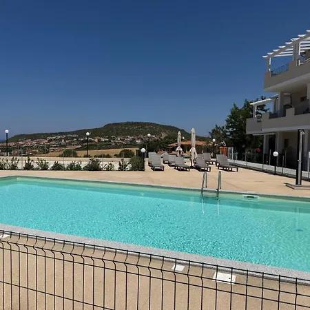 Nuovo Con Piscina, Giardino E Vista Mare