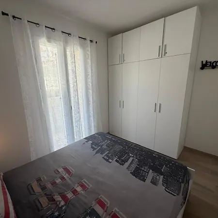 Nuovo Con Piscina, Giardino E Vista Mare Appartement